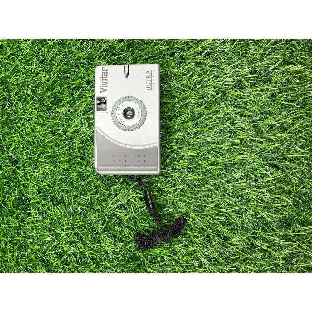 Vivitar Ultra Wide & Slim 35mm Film Camera - never used